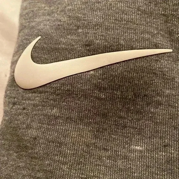 Nike Team USA Women's Gray Short Sleeve Fleece Crew Neck Sweatshirt Large - Picture 4 of 8